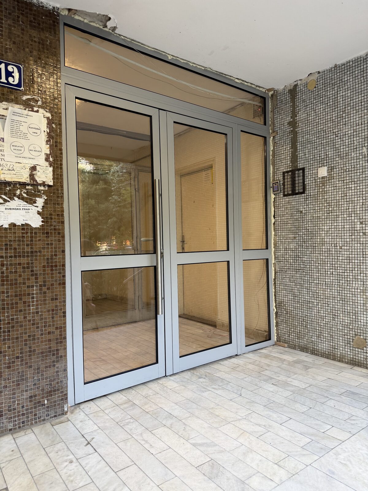 Aluminijumska ulazna vrata po meri